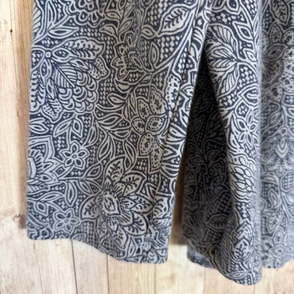 PureJill J. Jill Blue Patterned Pima Cotton Long-Sleeve Shirttail Tee Large - Picture 3 of 6